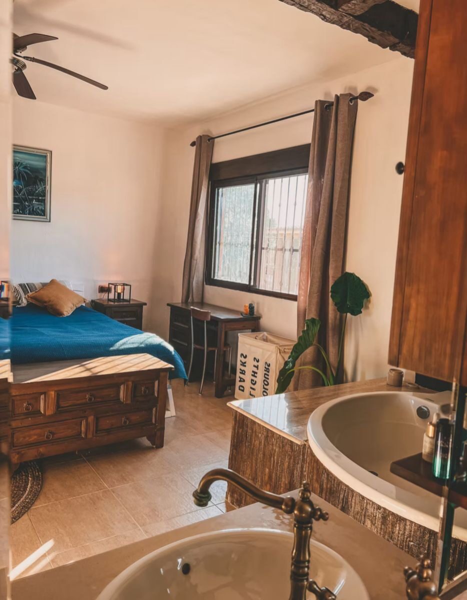 Alternative view of HERO ROOM 2 | SUITE KING SIZE