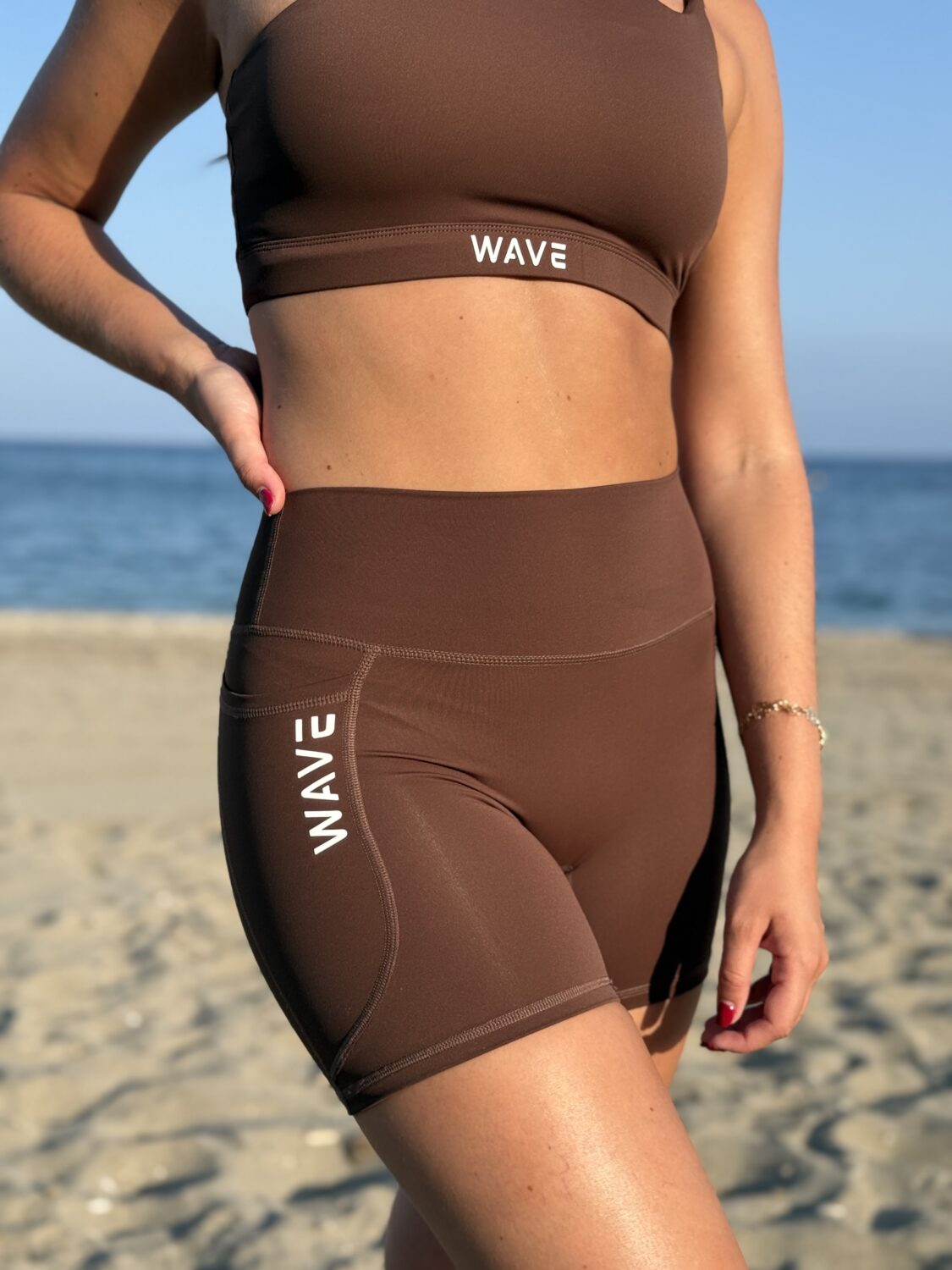 SHORT CON BOLSILLOS | CHOCOLATE - Imagen 5